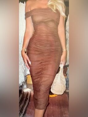 Fashion Nova Brown Ruched Midi Bodycon Dress